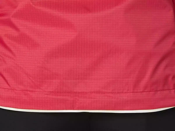 BONTRAGER Avert Women's Stormshell Mountain Bike Jacket 11 BONTRAGER Avert Women's Stormshell Mountain Bike Jacket - Image 9