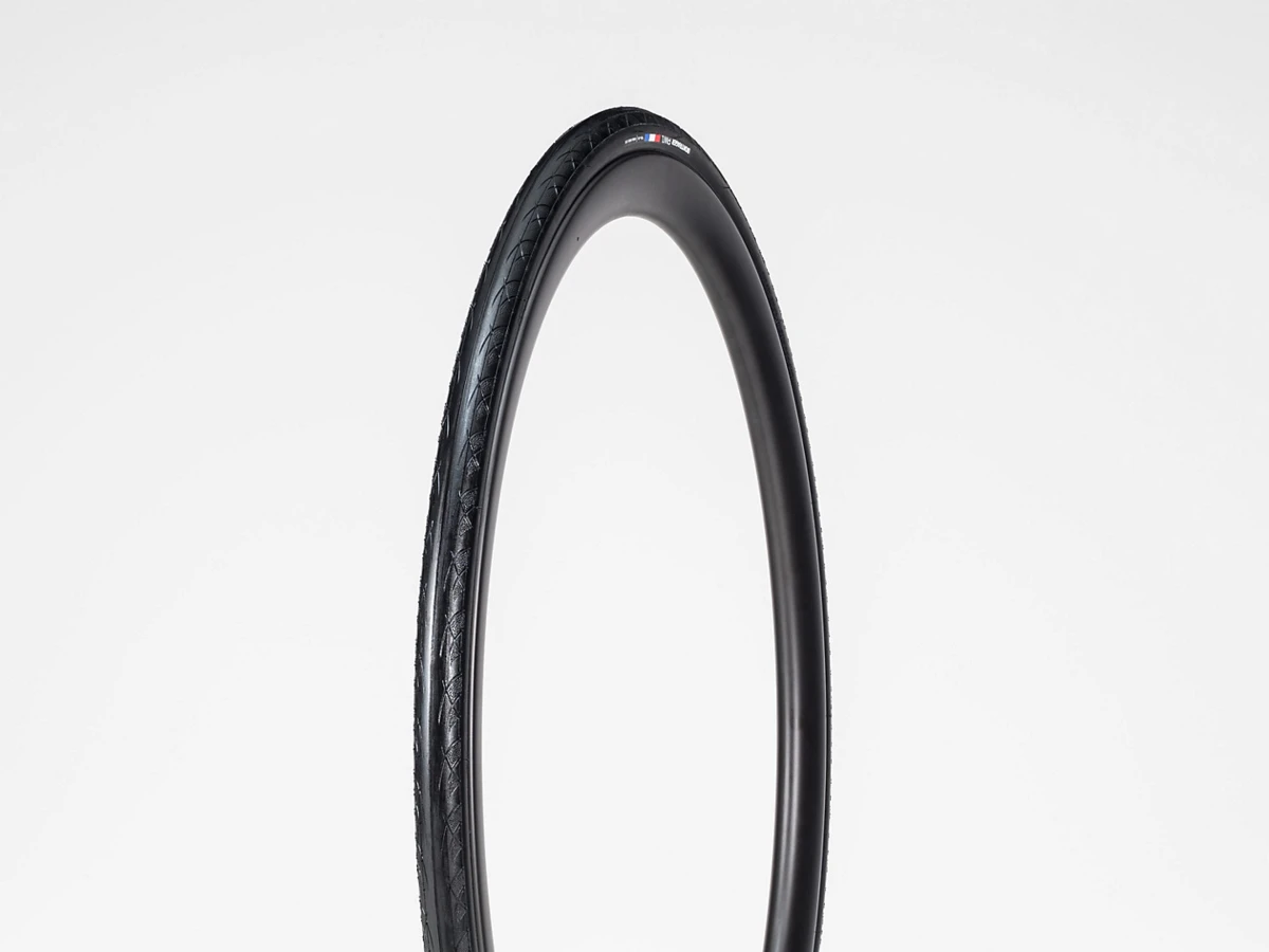Bontrager AW1 Hard-Case Lite Road Tire 700c 6 Bontrager AW1 Hard-Case Lite Road Tire 700c - Image 4