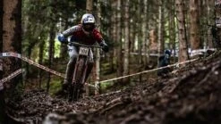 BONTRAGER G-Spike Team Issue MTB Tire 10 BONTRAGER G-Spike Team Issue MTB Tire -Bontrager bontrager g spike team issue mtb tire 415117 1