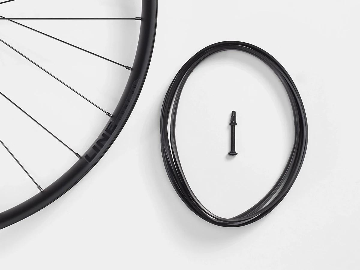 Bontrager Line Comp 30 TLR Boost MTB 27.5-inch Rear 5 Bontrager Line Comp 30 TLR Boost MTB 27.5-inch Rear - Image 3