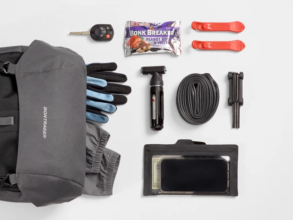 BONTRAGER Town Single Pannier 4 BONTRAGER Town Single Pannier - Image 2